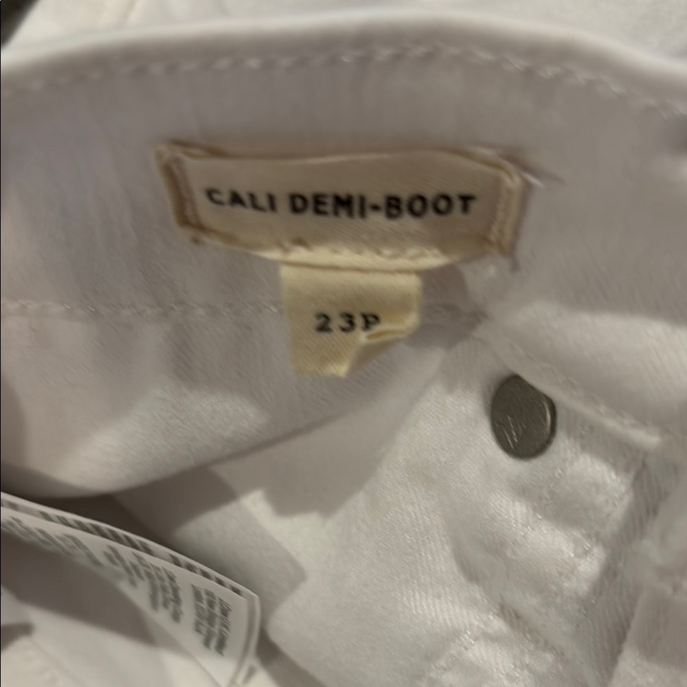 Madewell Women's Boot Cut Jeans - White - Picture 2 of 5